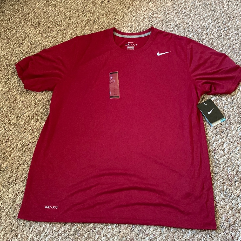 Large Nike Dri-Fit shirt- MENS